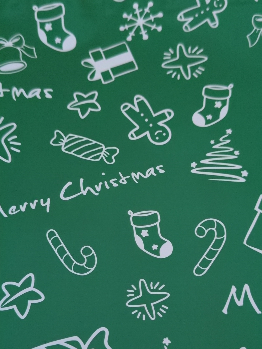 15 15.4 X 19 Green Christmas Polymailers